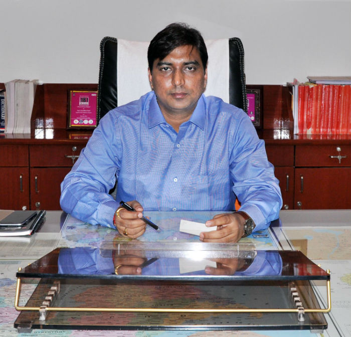 Dr. Vikrant Pande