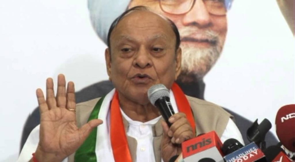 કોંગ્રેસમાં જ રહીશ: શંકરસિંહ વાઘેલા bapu 1