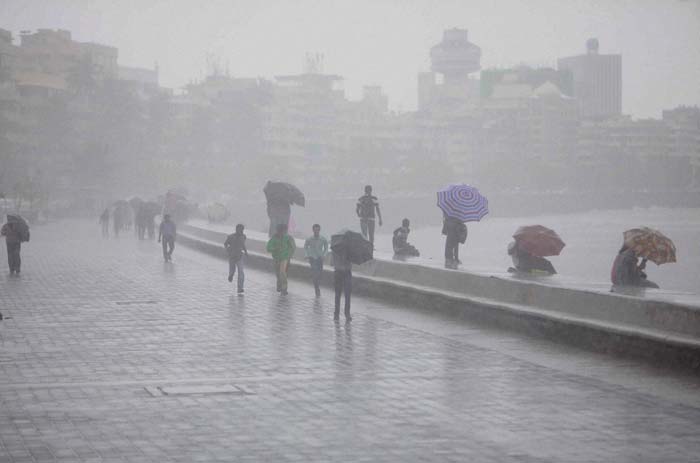 Rain In Mumbai Satya Day