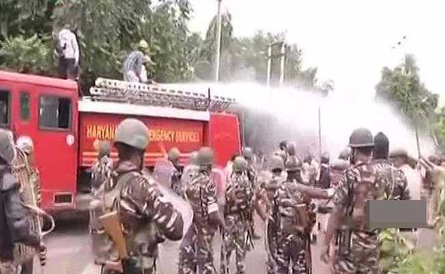 Police Fire Water Cannons After Ram Rahim Satya Day