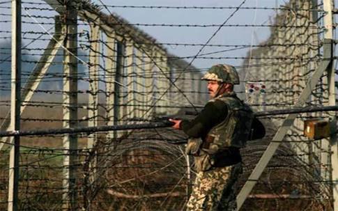 BSF ના ‘ઓપરેશન અર્જુન’ થી ઘુંટણે પડ્યું પાકિસ્તાન કરી યુદ્ધ વિરામ ની માંગ. 8F1Dd40F Bd4C 4F89 A795 A1C21C1C3Acc Satya Day
