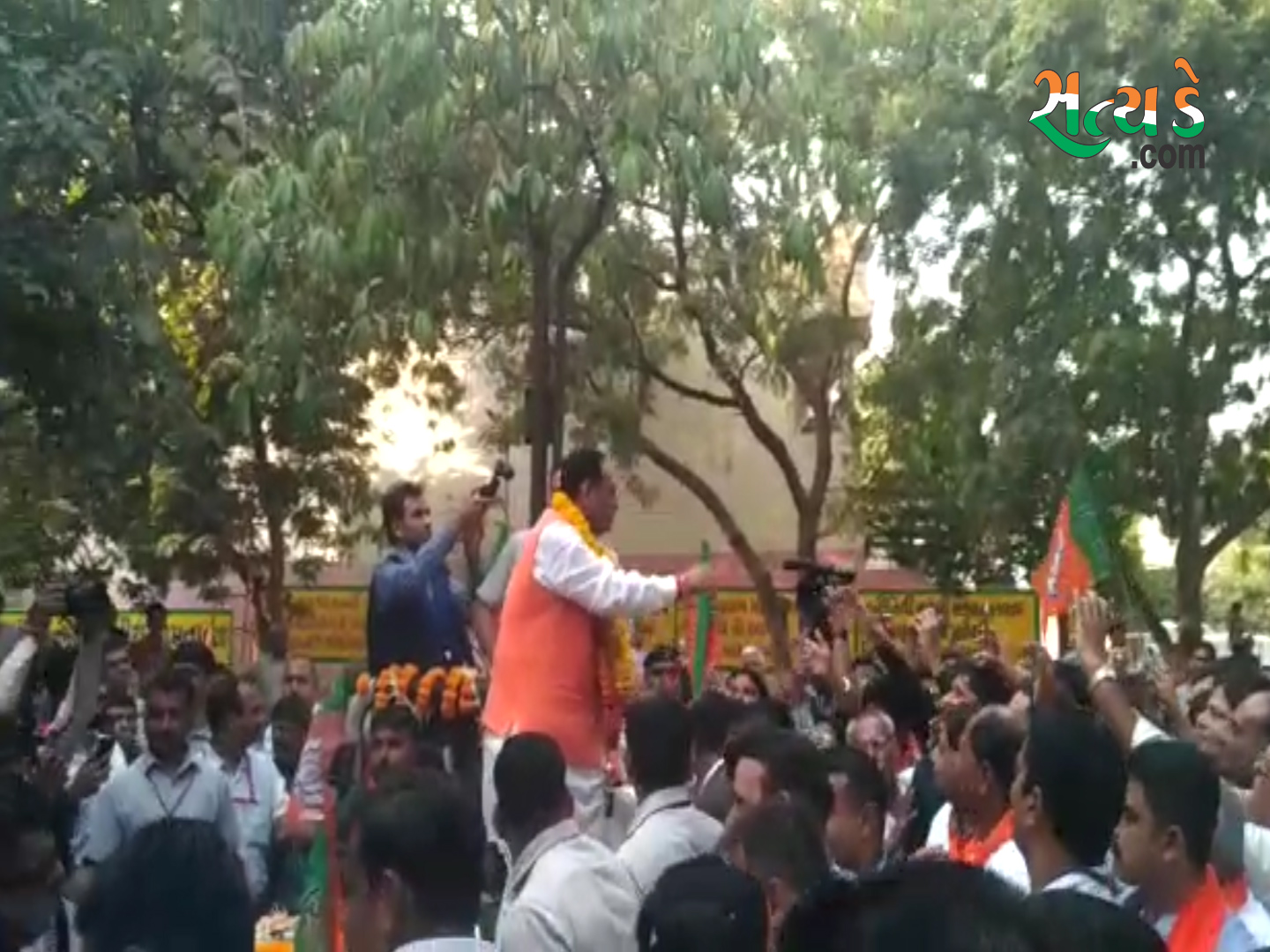 રાજકોટમાં CM વિજય રૂપાણીએ કર્યો પ્રચાર જુઅો વીડિયો Rupani.still001 Satya Day
