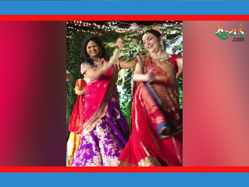 નીતા અંબાણીનો ‘રંગે પરોઢ આવી’ ગીત પર ડાન્સ કરતો વીડિયો વાયરલ Neeta Ambani.Still002