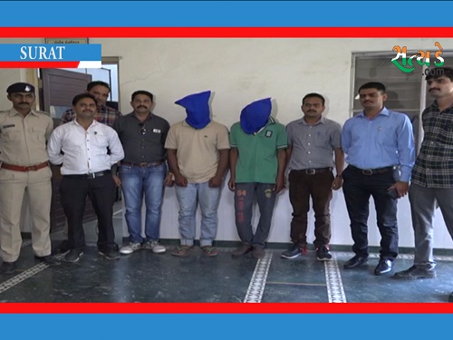 પારલે પોઇન્ટ નજીક આવેલ ધીરજ – સન્સમાંથી થઈ લાખોની ચોરી : ઉમરા પોલીસે ગાંત્તિના કલાકોમાં આરોપીઓની કરી ધરપકડ જુઓ વીડિયો Sequence 05.Still002