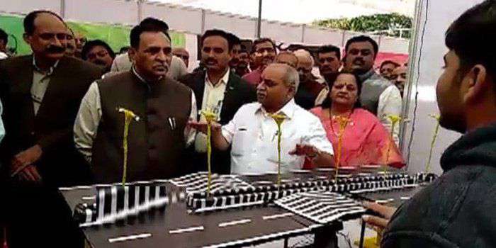 સાયન્સ કાર્નિવલમાં હાજર રહ્યા CM વિજય રૂપાણીઃ વિસનગર f9be3321970479499ecdff562a54c43e