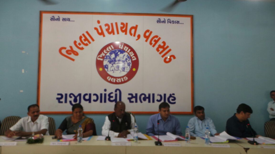 જિલ્લા પંચાયત ખાતે યોજાયેલ સામાન્ય સભામાં રાષ્ટ્રીય ગીત ગાયા વિના સભા પૂર્ણ કરતા જાગી ચર્ચા 05Bc6Ff7 2Dbd 416D B9C9 Edaf2A4Aa2A5 Satya Day
