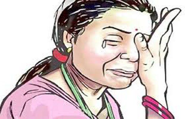 વહુને એકલી જોઈને રૂમમાં ઘુસ્યો સસુર mahila
