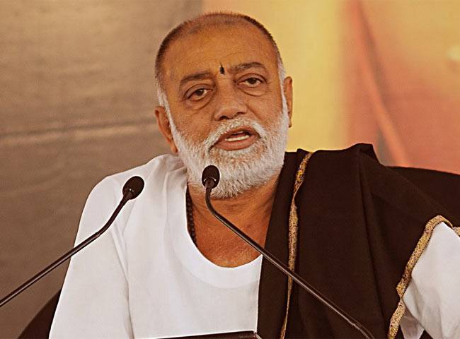 લાઇવ બતાવવાના સરકારે 1 લાખ માગ્યાં, બજેટમાં અમે જ મળ્યાઃ મોરારી બાપુ morari 650 092915103156