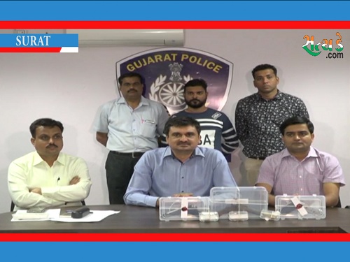 ત્રણ પિસ્તોલ સહીત પાંચ જીવતા કાર્તિઝ સાથે આરોપીની ધરપકડઃ સુરત sURAT crime.Still001