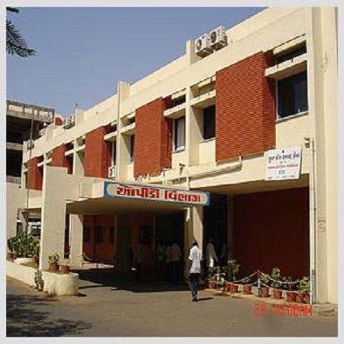 જમીન વિકાસ નિગમના એમ ડી કે.એસ.દેત્રોજાને સિવિલ હોસ્પિટલમાં કરાયા દાખલ civil hospital gandhinagar1 2