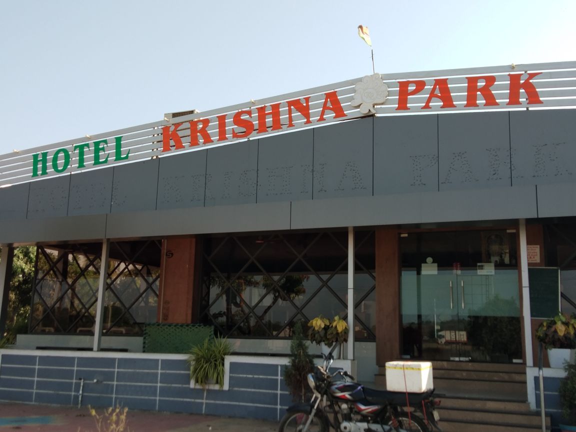 Hotel Krish Na Valsad Satya Day