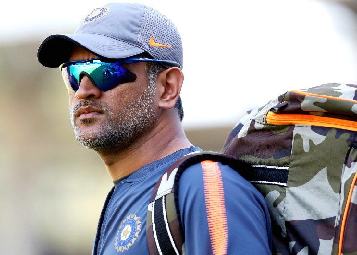 Dhoni