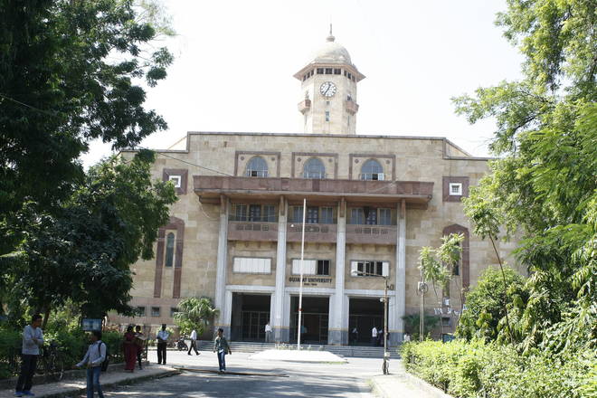UNI GUJ
