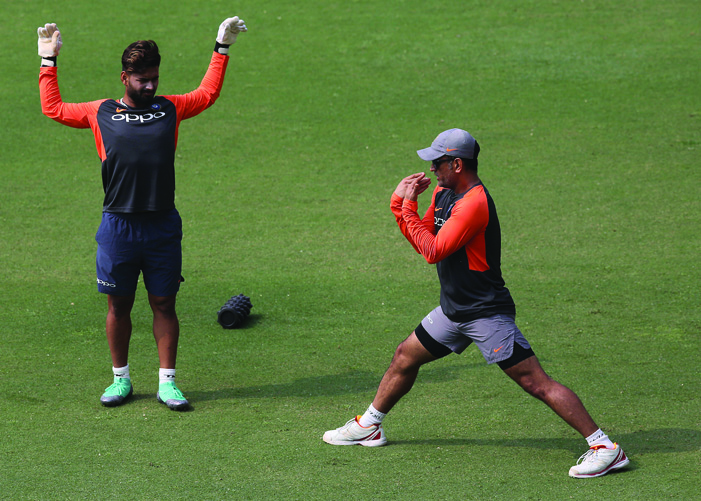 Dhoni Pant