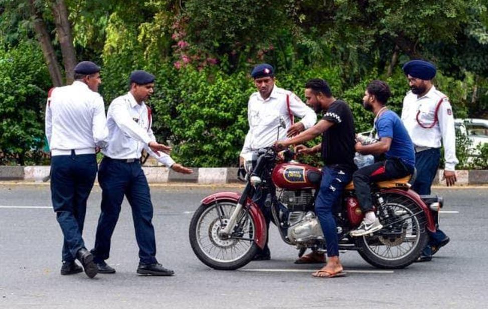 Police Traffic 02 Satya Day