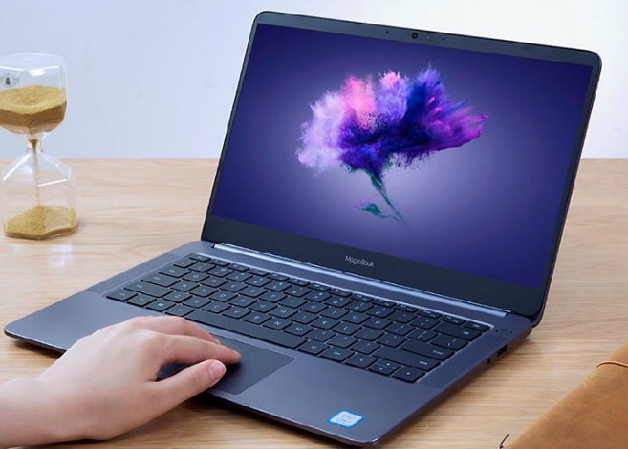 Honor Laptop Satya Day