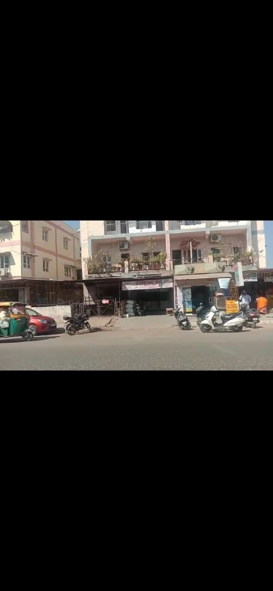 AHMEDABAD: પાલડી વિસ્તારમાં ગેરકાયદેસર દુકાનો નો રાફડો 8 16 Satya Day