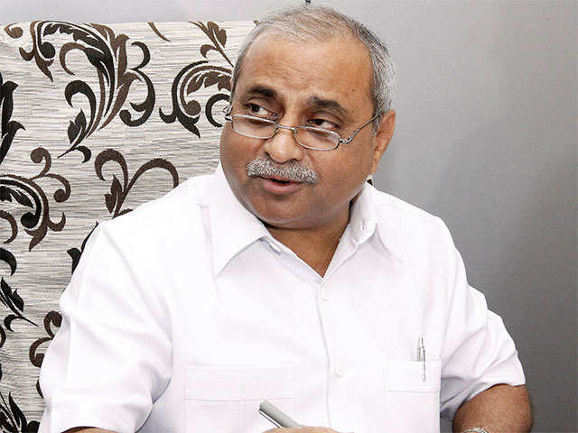 race for gujarat cms post nitin patel may replace anandiben patel