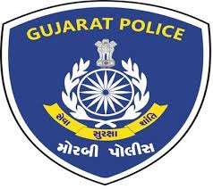 MORBI: શહેરમાં લોકડાઉનમાં ફરજ બજાવે છે પિતા અને પુત્રી 11 22