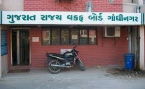 કોરાનાગ્રસ્ત મૃતક મુસ્લિમ ને દફનાવવા મુદ્દે વિરોધ કરનારા સામે કાર્યવાહી થશે WhatsApp Image 2020 04 08 at 4.00.23 AM