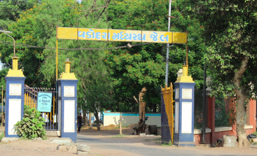અય વતન તેરે લિયે – જેલના કેદીઓનું ઉત્પાદન જોઇને દંગ રહી જશો… Screenshot 2020 05 21 At 12.19.39 Am Satya Day