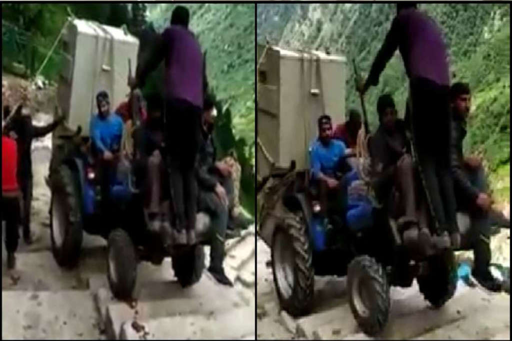 VIRAL: સામાન પહોંચાડવા માટે શખ્સે સીડીઓ ઉપર ચડાવી દીધુ ટ્રેક્ટર ! 12 7 Satya Day