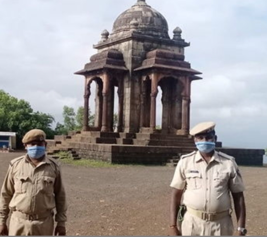 સત્યડે ના અહેવાલો ની અસર : વિલ્સન હિલ પ્રવાસીઓ માટે બંધ કરાયું,પોલીસ બંદોબસ્ત ગોઠવાયો Whatsapp Image 2020 07 12 At 4.07.37 Am Satya Day