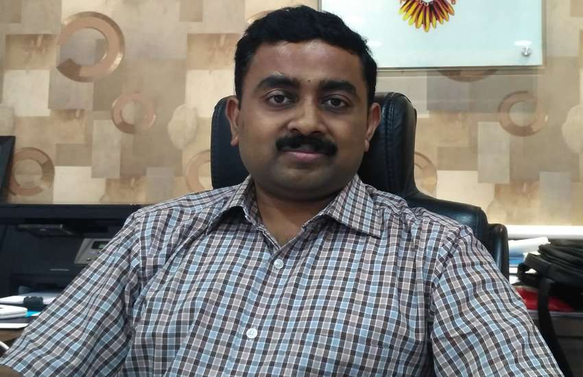 Dipen Bhadran Dcp Crime Branch 5039381 M Satya Day