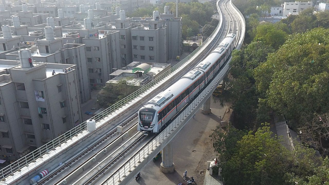Gujaratmetrofilephoto 41 Satya Day