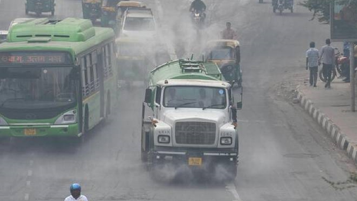 Delhi Fog Satya Day