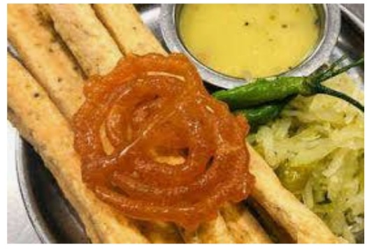 દશેરા ને લાગ્યું કોરોના નું ગ્રહણ :-ફાફડા જલેબી ના વેચાણ માં તોતિંગ ઘટાડો,ઉધરસ થઈ જવાના ડરે 50 ટકા વેચાણ ઘટ્યું Whatsapp Image 2020 10 25 At 7.49.25 Am Satya Day