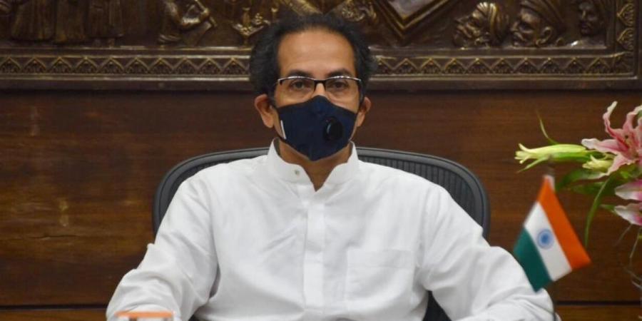 uddhav thackeray wearing mask