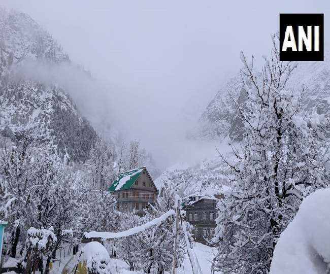 10 12 2020 heavy snowfall in himachal pradesh 21151973