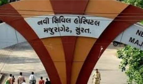 સુરત ના ચકચારી કોલેજીયન યુવતી બળાત્કાર પ્રકરણમાં વળાંક, ભાન માં આવેલી યુવતી એ કહ્યું રેપ નથી થયો પોતેજ બિલ્ડીંગ પર થી કૂદી હોવાનું આપ્યું નિવેદન 20201211 165817