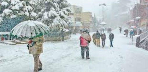 જમ્મુ-કાશ્મીરમાં હિમવર્ષા,ઠેરઠેર વરસાદી માહોલ ને લઈ વાતાવરણ ઠંડુગાર 20201213 073728