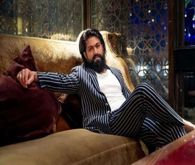 Happy Birthday Yash: KGF સુપરસ્ટાર યશના પિતા હજુ પણ ચલાવે છે બસ , જાણો રોકી વિશે 08 01 2021 Kgf 21250175 Satya Day