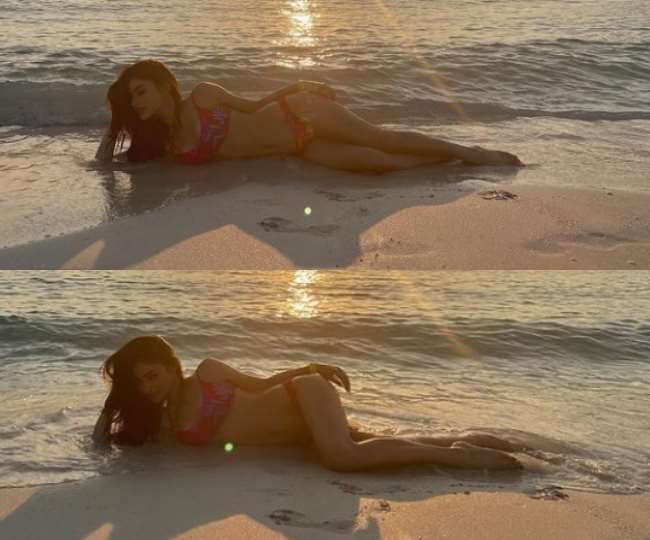 16 02 2021 Mouni Bikini 21373820 Satya Day