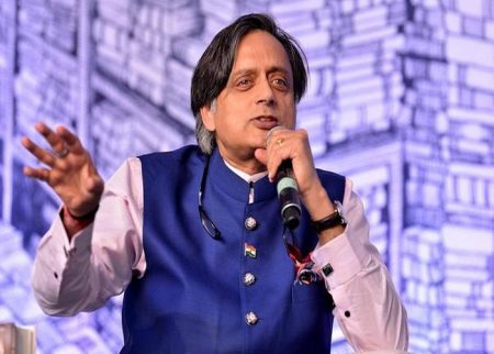 Shashsi Tharoor