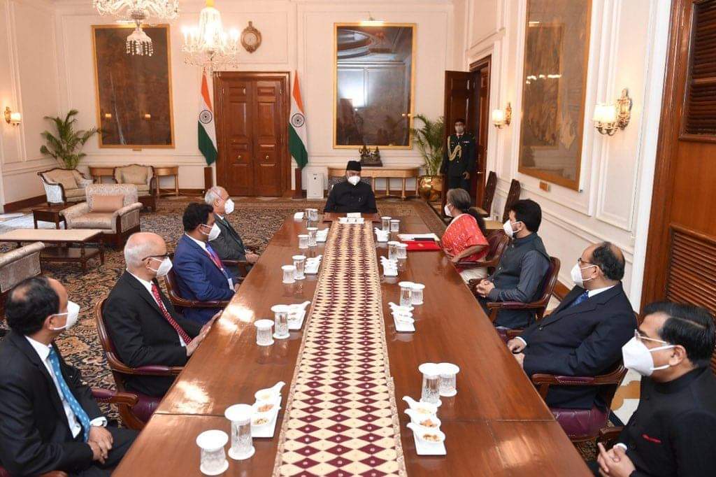 કેન્દ્રીય બજેટ 2021: ઇલેક્ટ્રિક વાહનો થી લઇ ને સ્ક્રેપ નીતિ પર બજેટ મોટો નિર્ણય આવી શકે છે Ae5Ab539 De19 4D04 885A 3C246Fcea996 1 Satya Day