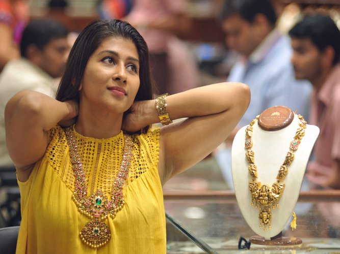 Gold 3 Satya Day
