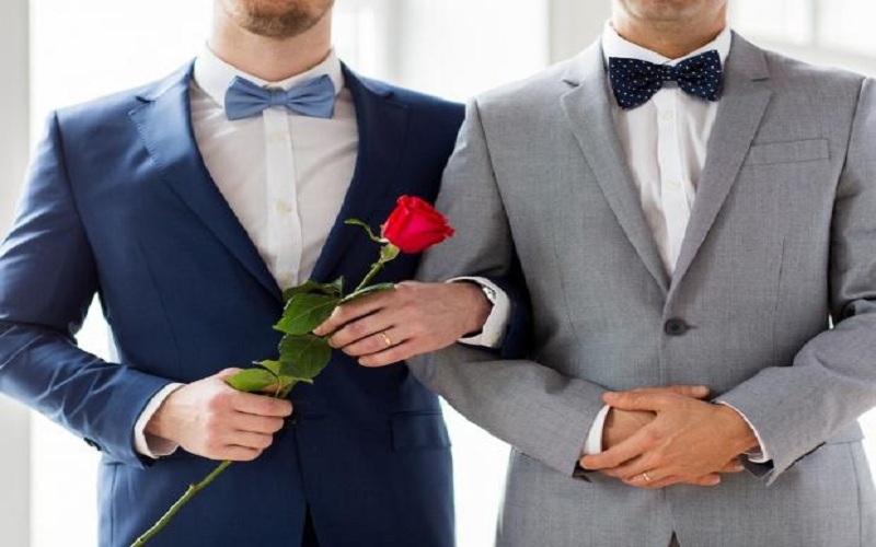 Homosexual marriage