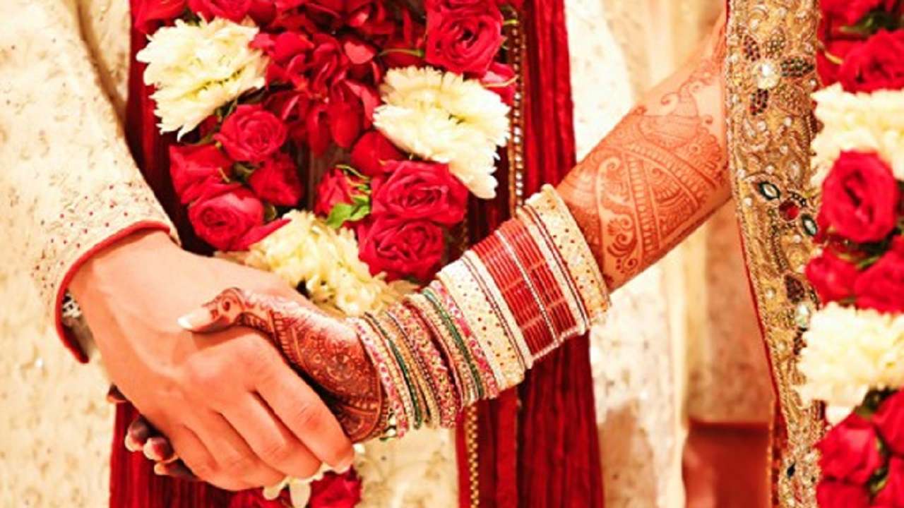 OMG: 37 દિવસમાં એક જ છોકરી સાથે ચાર વાર લગ્ન, ત્રણ વાર તલાક ? 939899 Marriages Satya Day