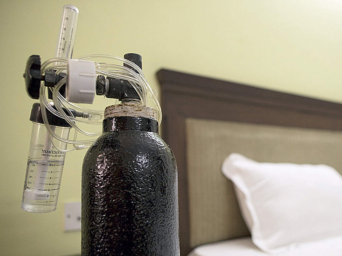 fearing shortage people rush to buy oxygen now