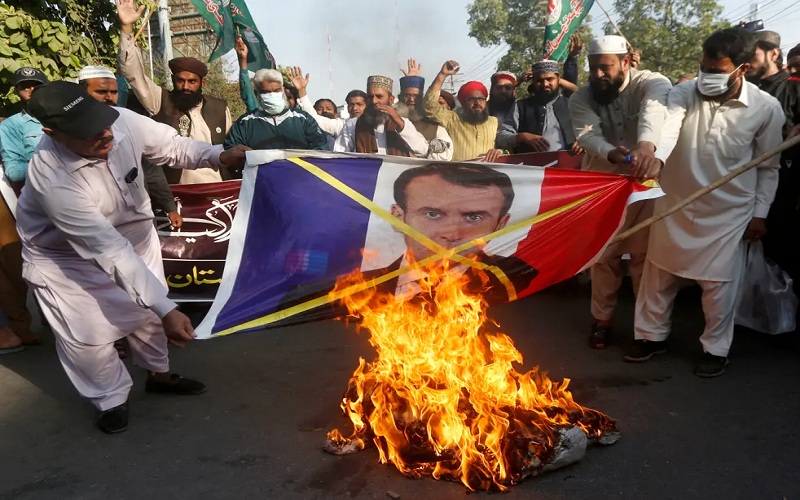 france protest pakistan