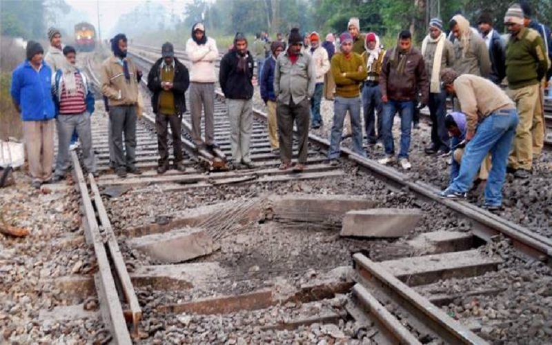 Jharkhand Railway Track Satya Day
