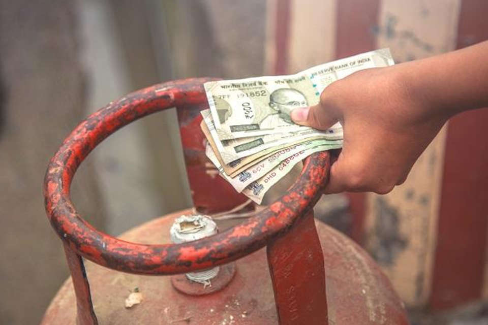 UTILITY: LPG સબસિડી છોડ્યા બાદ ફરી લેવા ઇચ્છો છો લાભ? Lpg14 960X640 1 Satya Day