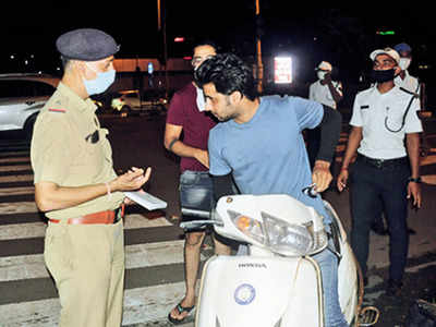 Mask Cheking Gujarat Police Satya Day