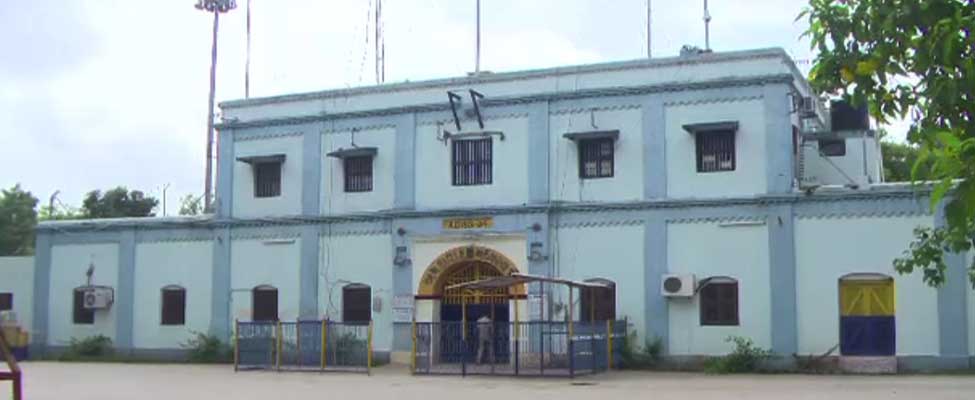 SABARMATI: 35 કેદીઓ પોઝિટિવ આવતા તંત્રમાં ફફડાટ Sabarmati Jail Satya Day