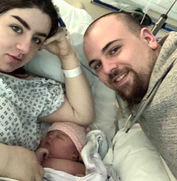 WHAT: જન્મતાની સાથે બાળકોનું વજન 5.8 કિલો ! 0pay giant baby mistaken for twins 1619762030