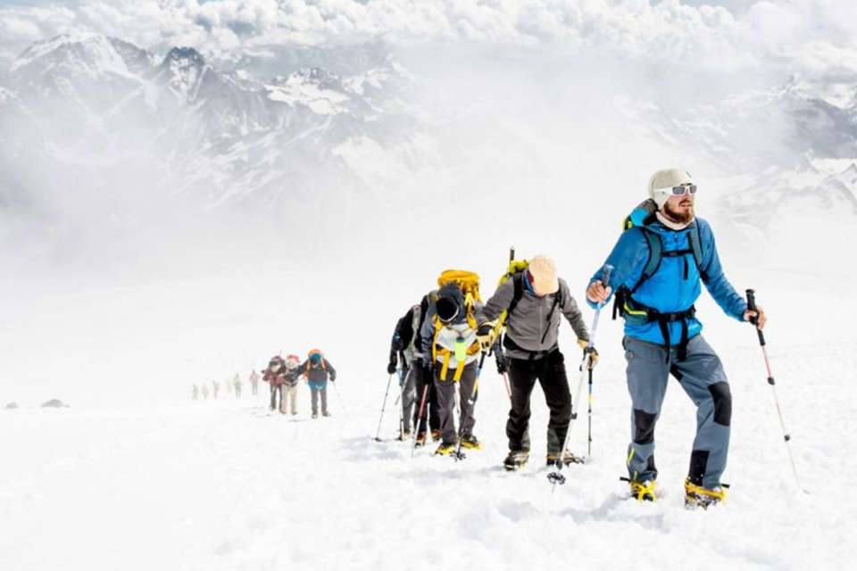 Mountaineering1 960X640 1 Satya Day